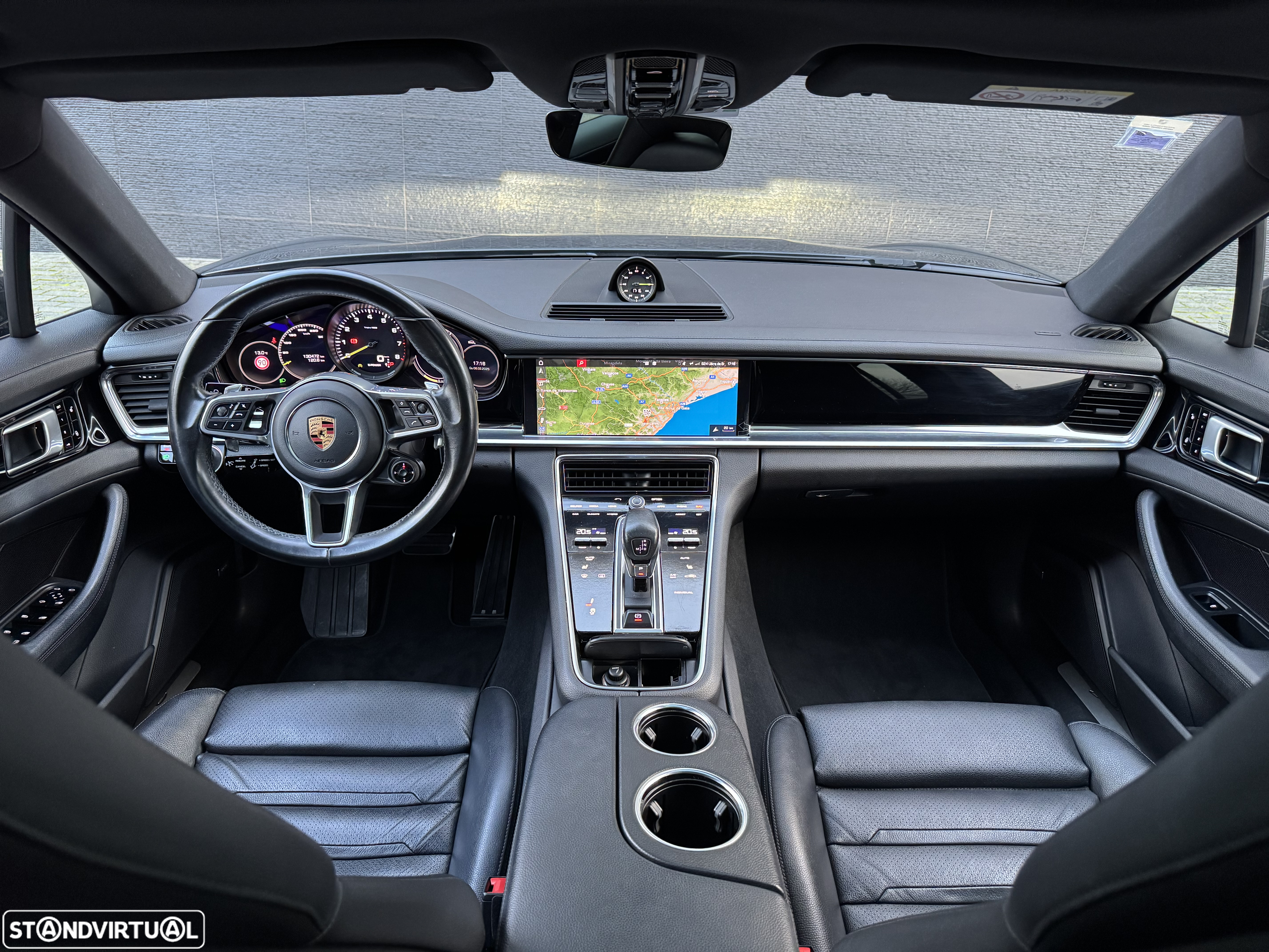 Porsche Panamera Sport Turismo 4 E-Hybrid - 24