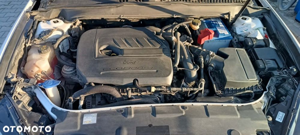 Ford Fusion - 22