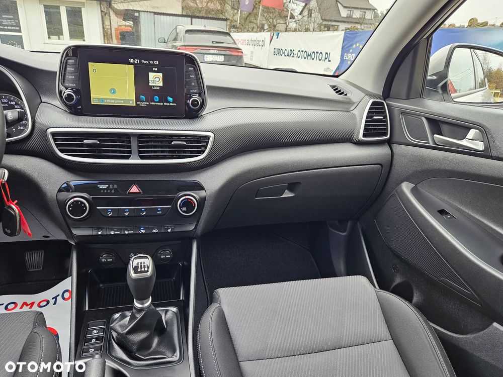 Hyundai Tucson 1.6 GDI BlueDrive Style 2WD - 23