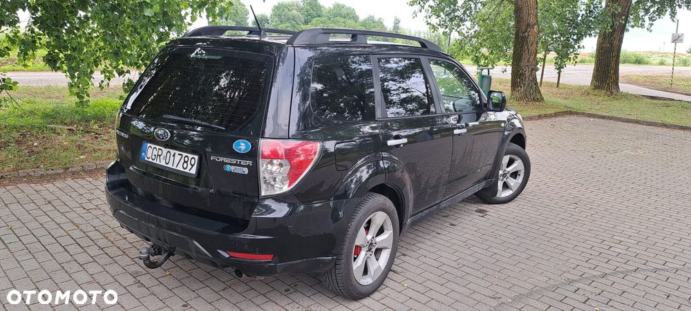 Subaru Forester 2.0D Active - 12