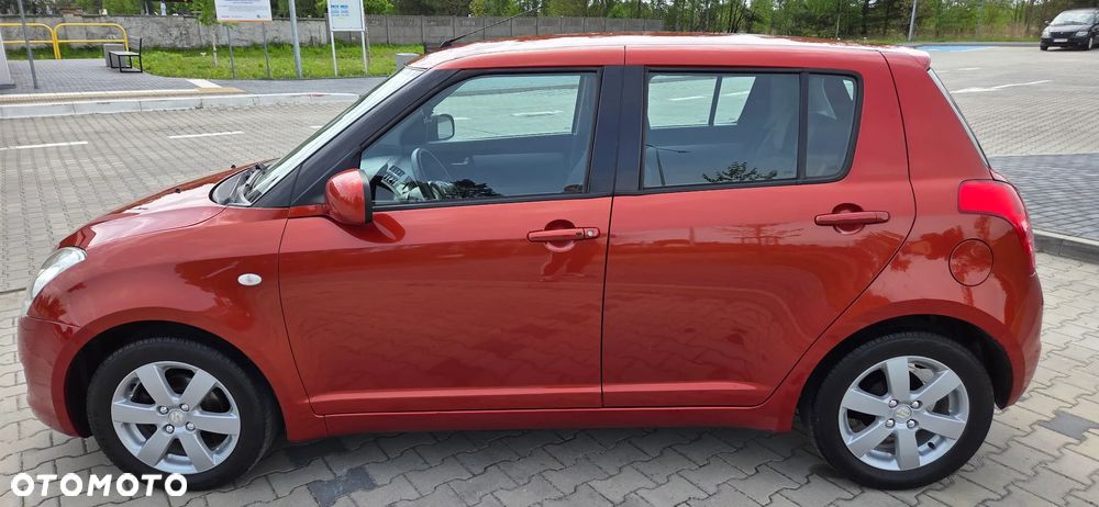 Suzuki Swift 1.3 Limited 25 - 24