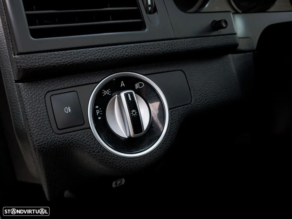 Mercedes-Benz C 250 - 33