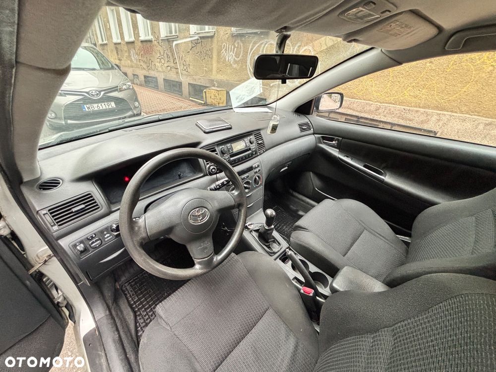 Toyota Corolla 1.4 VVT-i Base - 10