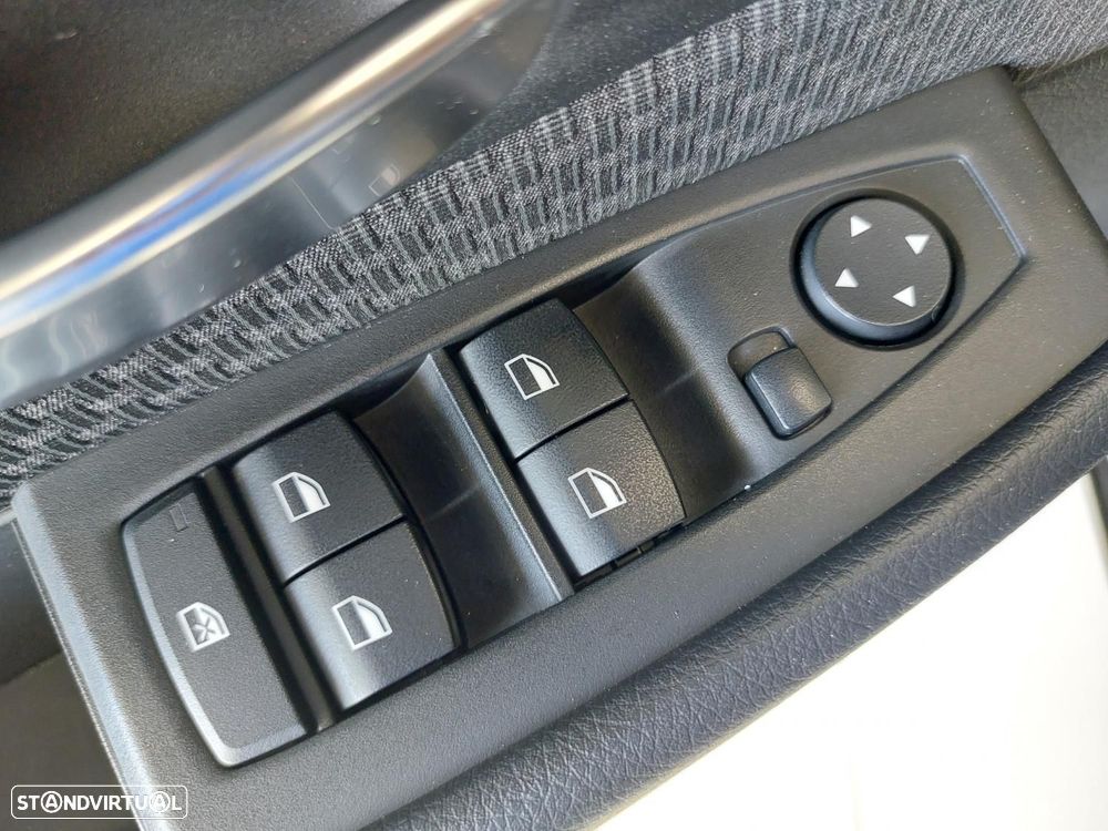 BMW 225xe Active Tourer Advantage - 17