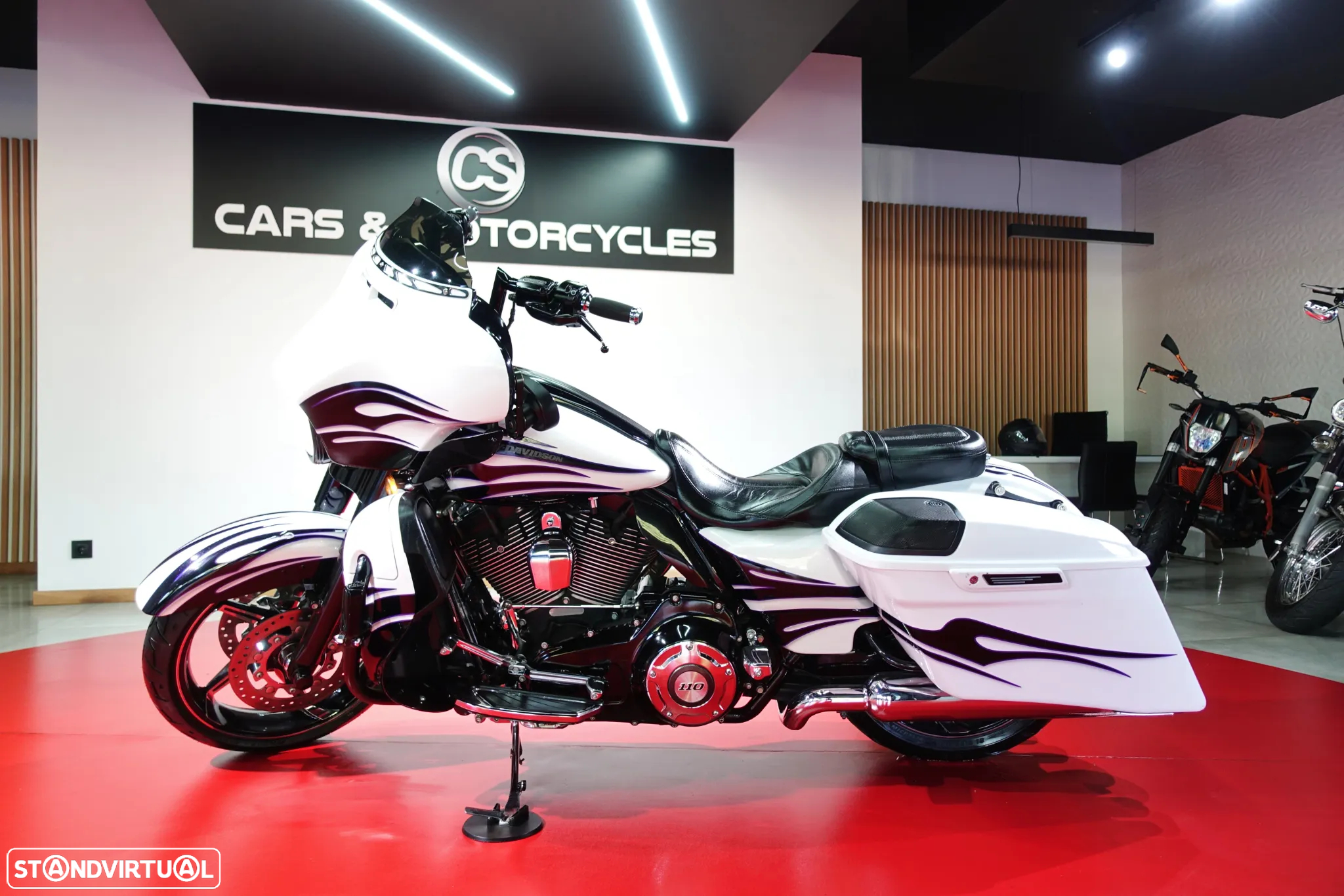 Harley-Davidson Street Glide Cvo 117ci Screaming Eagle - 15