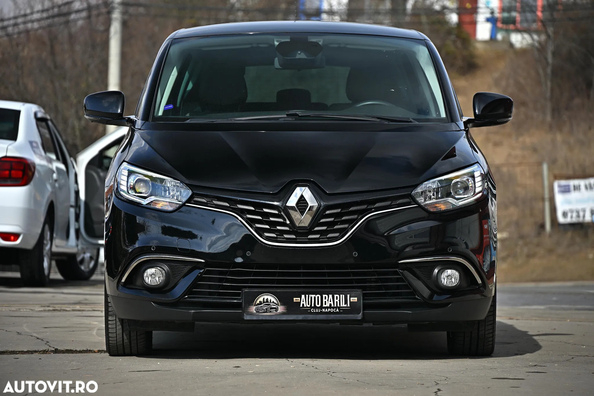 Renault Scenic BLUE dCi 120 BUSINESS EDITION - 2