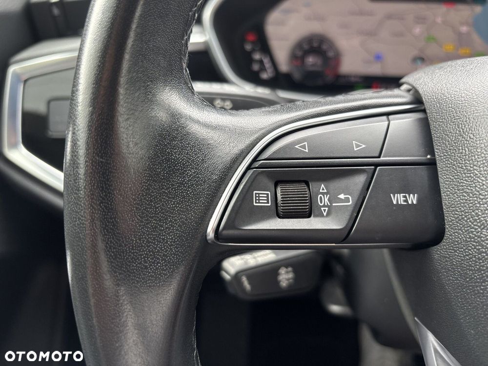 Audi Q3 Sportback - 12