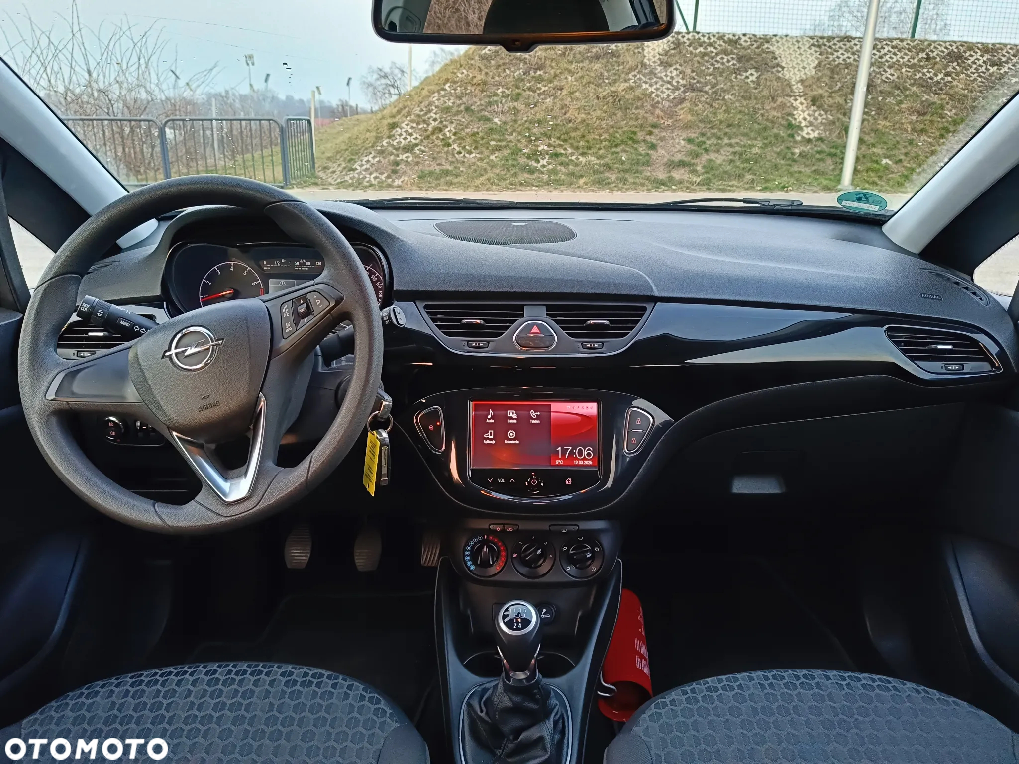 Opel Corsa 1.2 16V Enjoy - 21