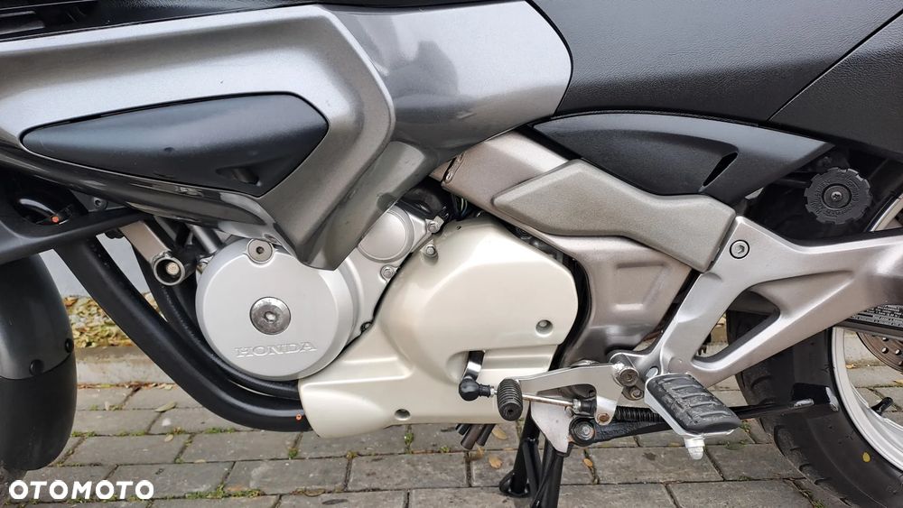 Honda NTV - 34