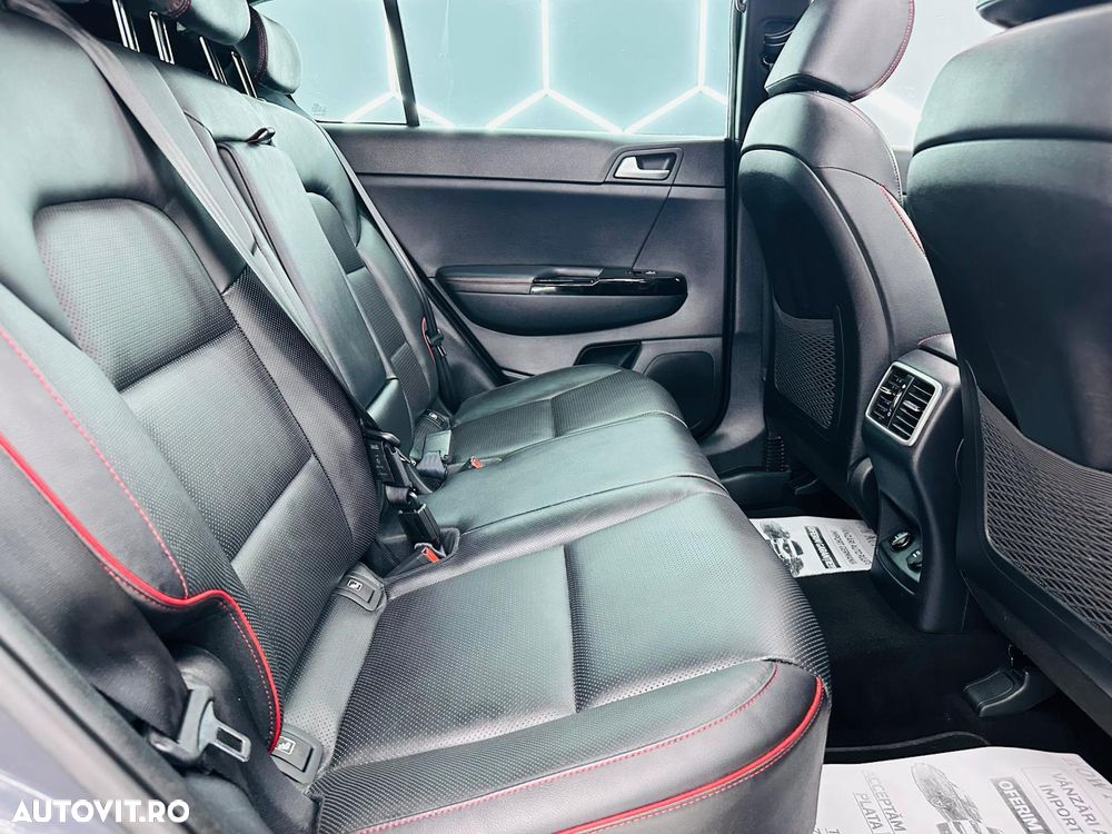 Kia Sportage 1.6 DSL MHEV 7DCT HP 4x2 GT Line - 8