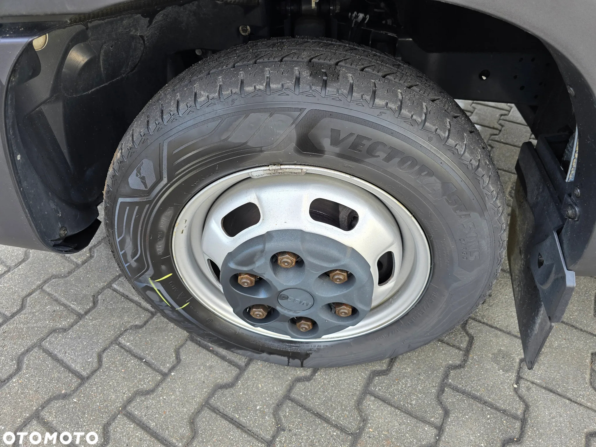 Iveco DAILY 35C16 Kontener - 16