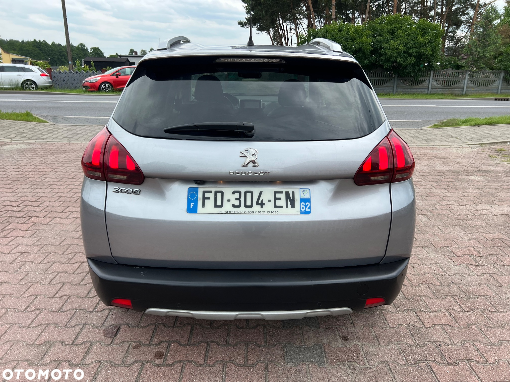 Peugeot 2008 BlueHDi FAP 120 STOP & START Allure - 7