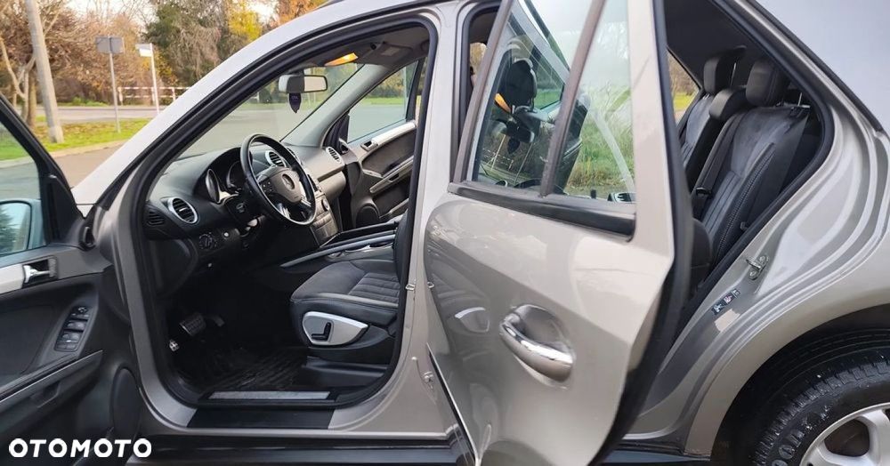 Mercedes-Benz ML - 4