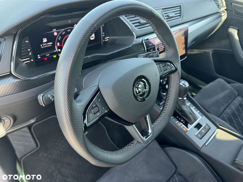 Skoda Superb 2.0 TDI 4x4 Sportline DSG - 23