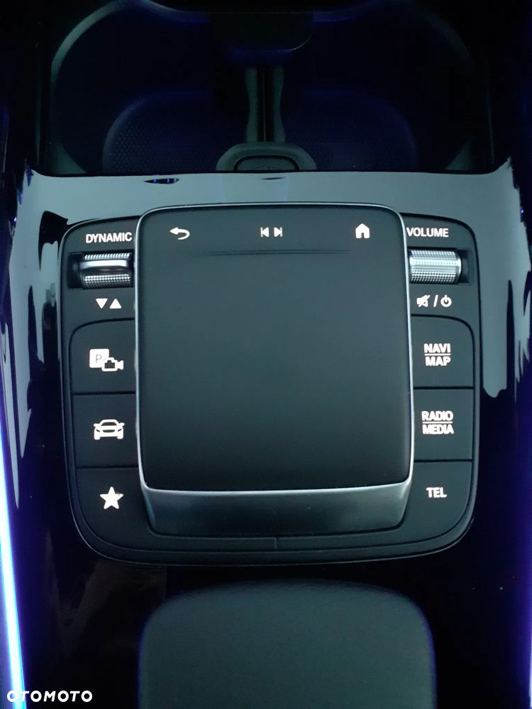 Mercedes-Benz GLA 200 AMG Line - 27