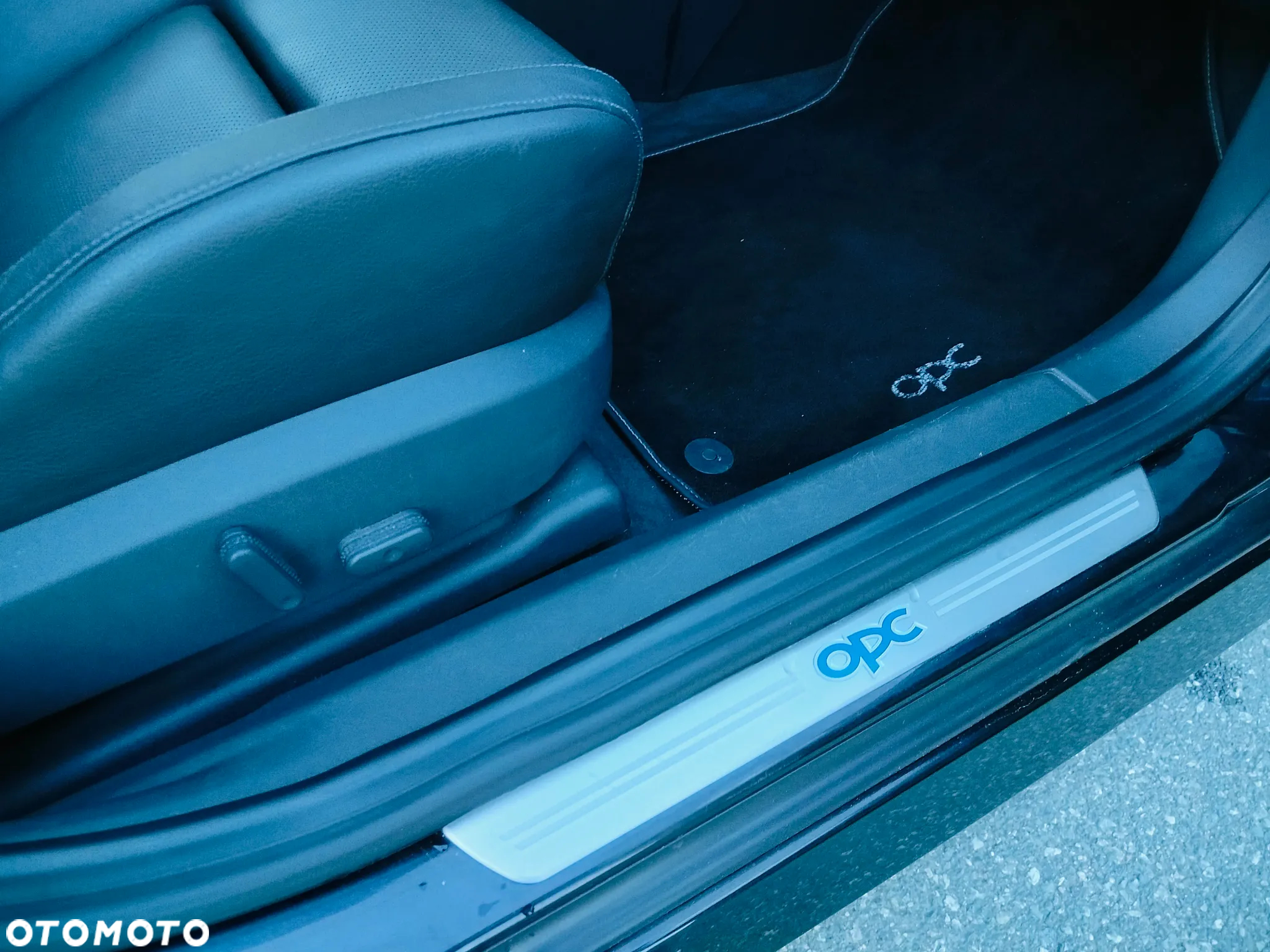 Opel Vectra Caravan OPC - 21