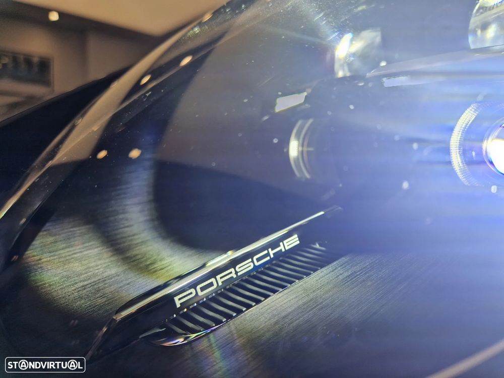 Porsche 911 (992) Carrera - 15