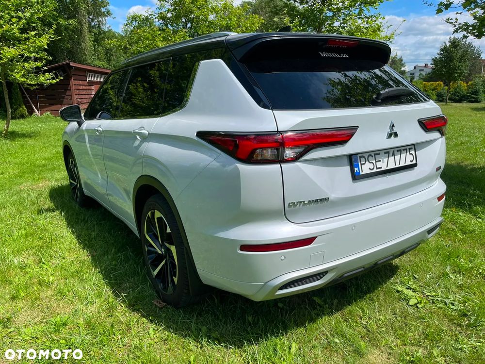 Mitsubishi Outlander Intense + - 6