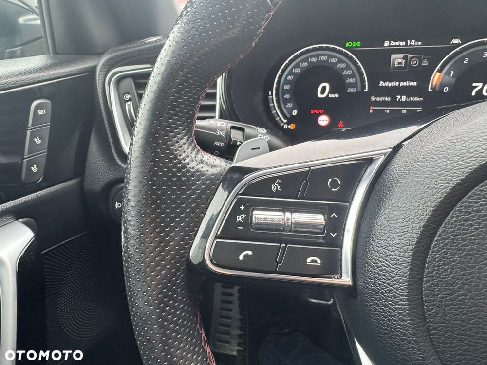 Kia ProCeed 1.6 T-GDI GT DCT - 16