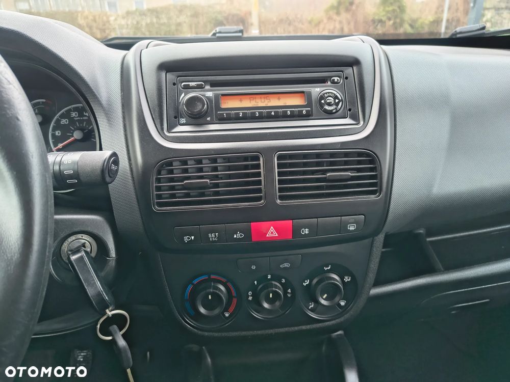 Fiat Doblo 1.6 16V Multijet Emotion - 23