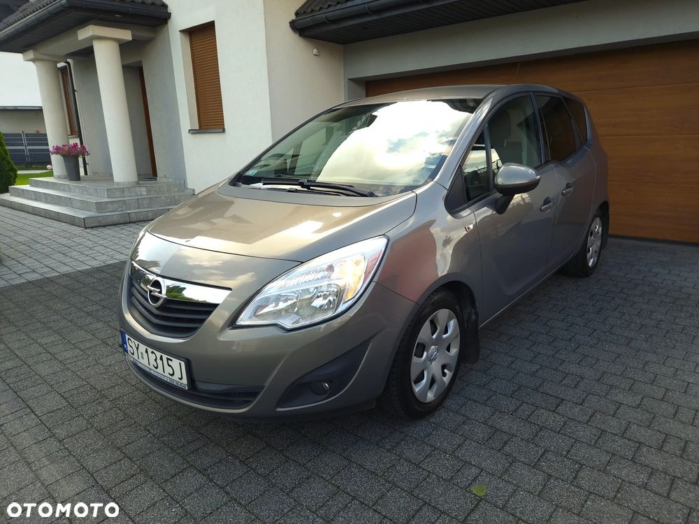 Opel Meriva - 11