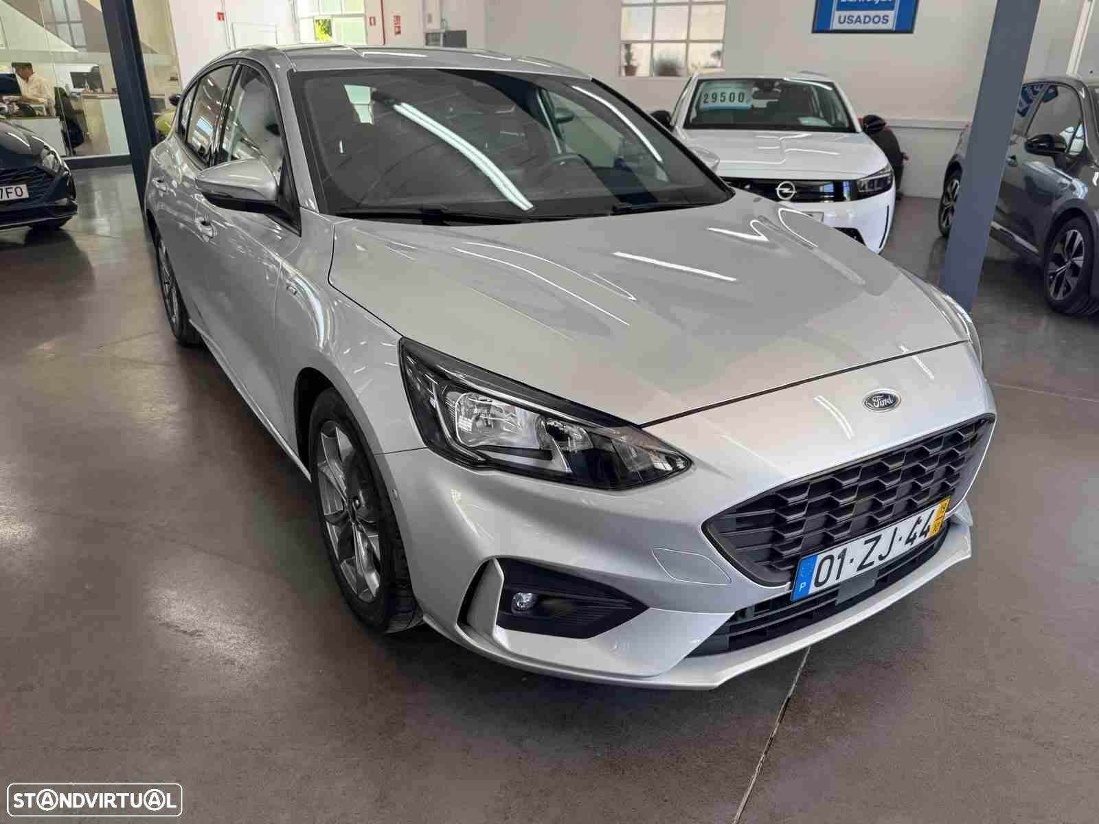 Ford Focus 1.0 EcoBoost ST-Line - 1