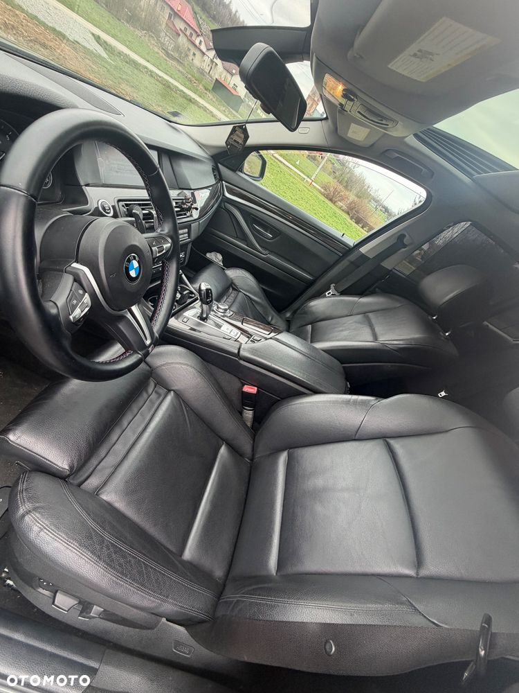 BMW Seria 5 535i Sport-Aut - 10