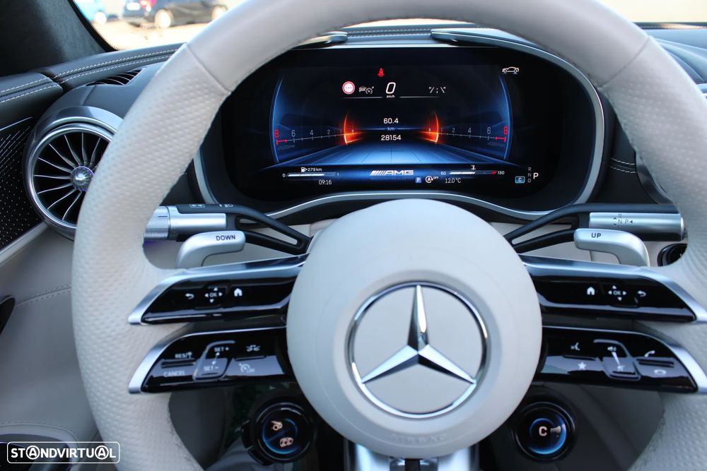 Mercedes-Benz SL 63 AMG 4Matic+ - 46