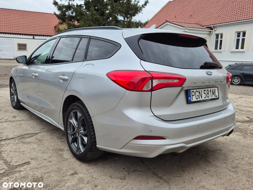 Ford Focus 1.5 EcoBlue Start-Stopp-System ST-LINE DESIGN - 6