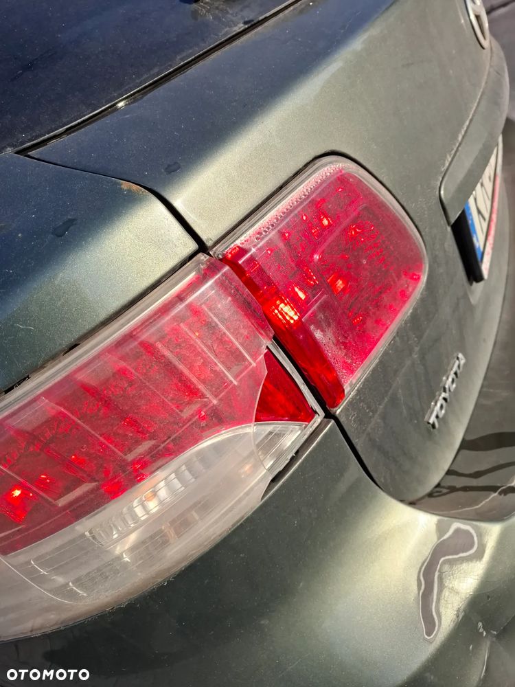 Toyota Avensis 2.0 Prestige - 20