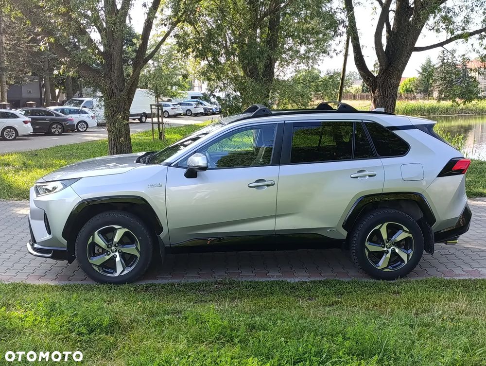 Toyota RAV4 - 5
