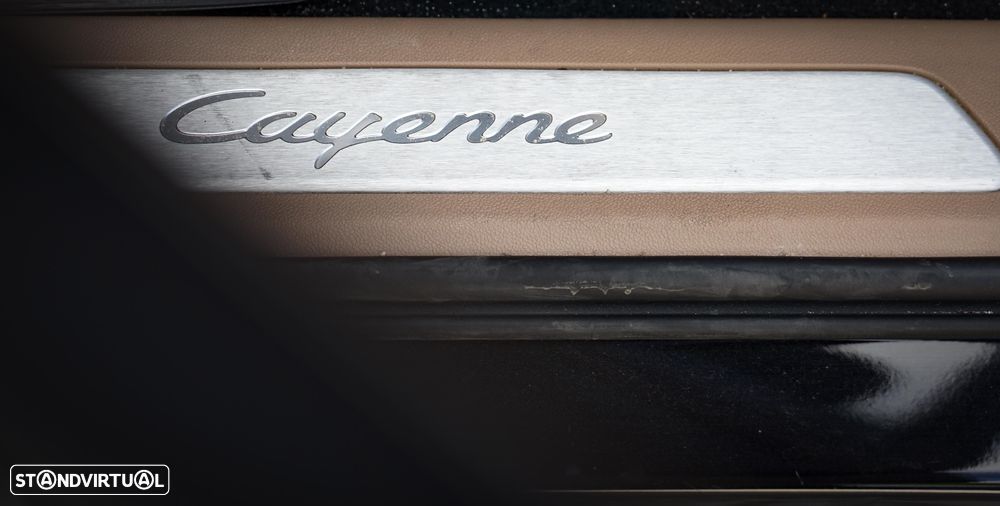 Porsche Cayenne - 13