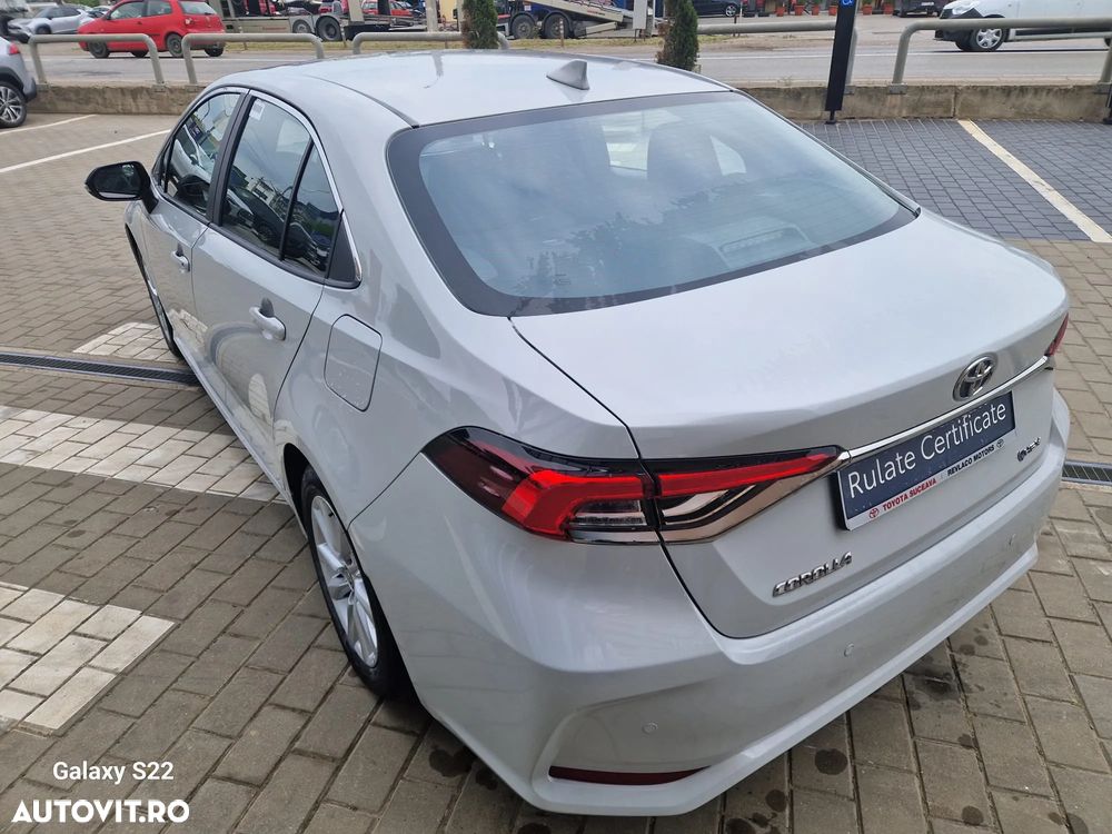 Toyota Corolla 1.8 HSD Business - 9
