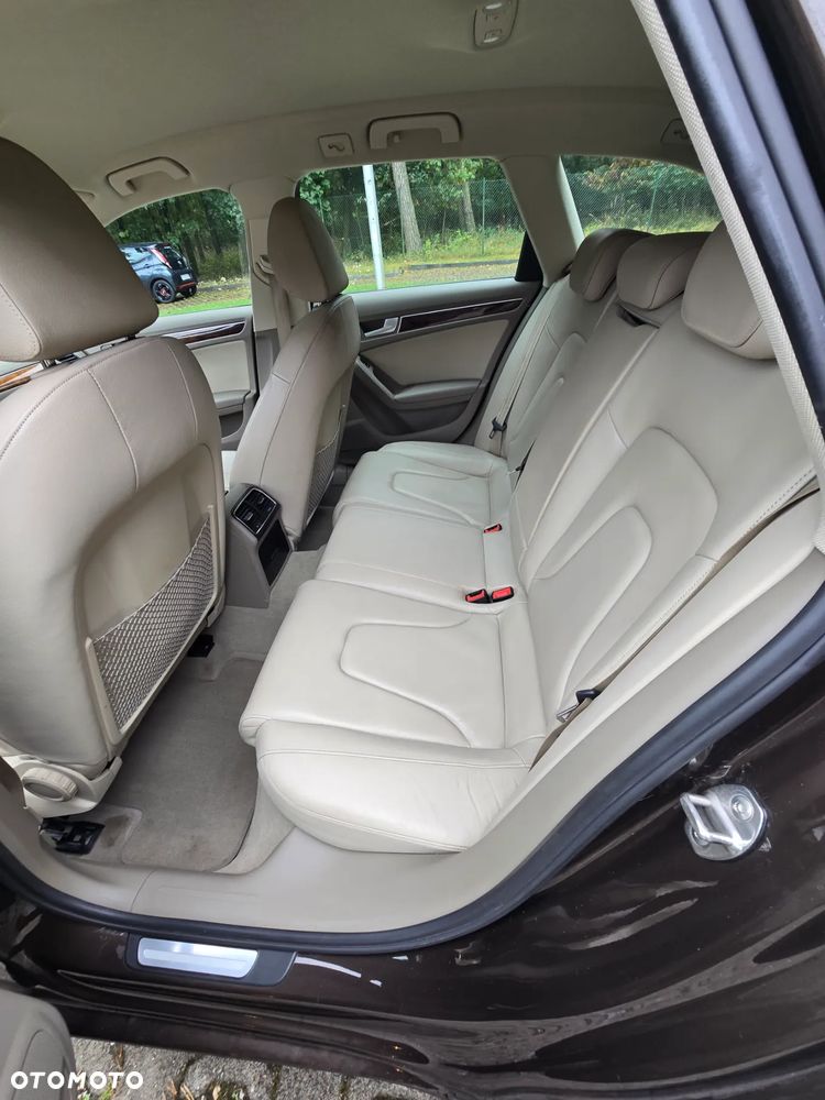 Audi A4 Avant 2.0 TFSI quattro S tronic Attraction - 22