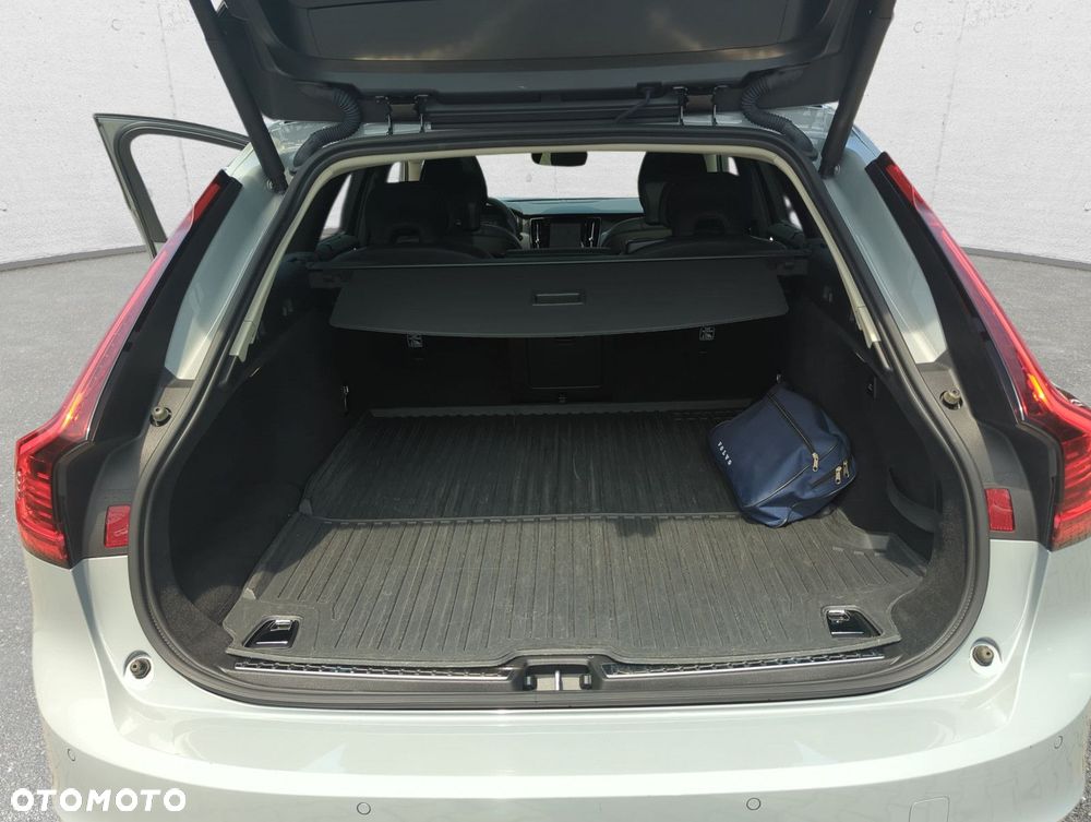 Volvo V90 - 18