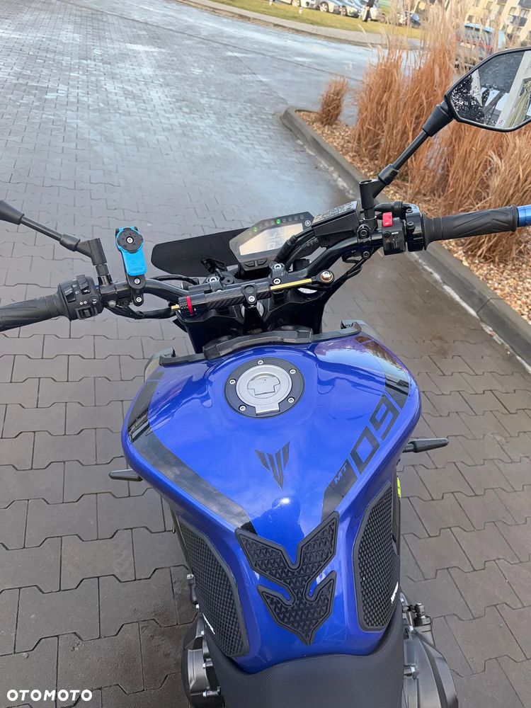 Yamaha MT - 4