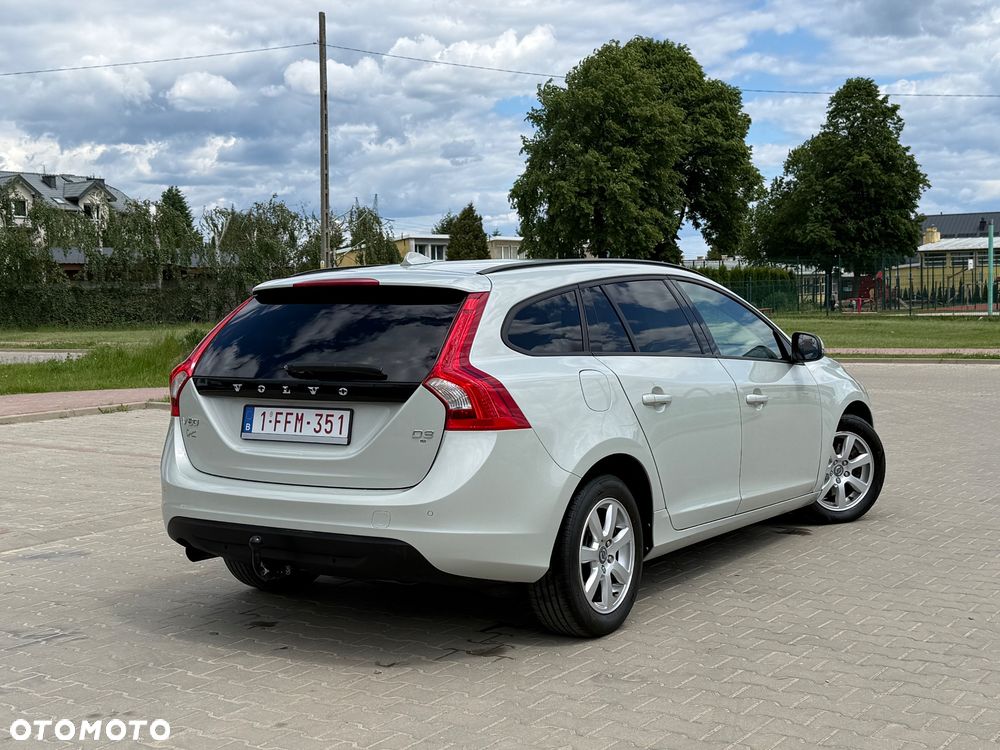 Volvo V60 D3 Summum - 22