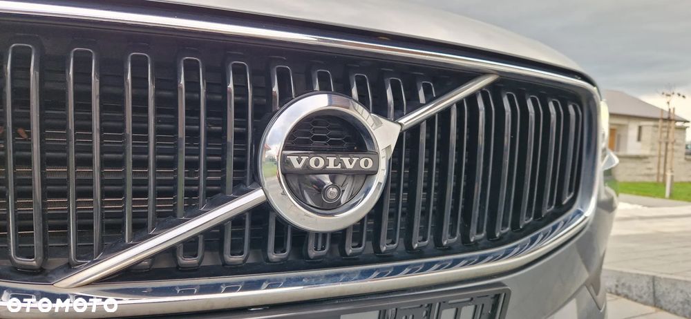 Volvo XC 60 D4 Geartronic Momentum Pro - 4