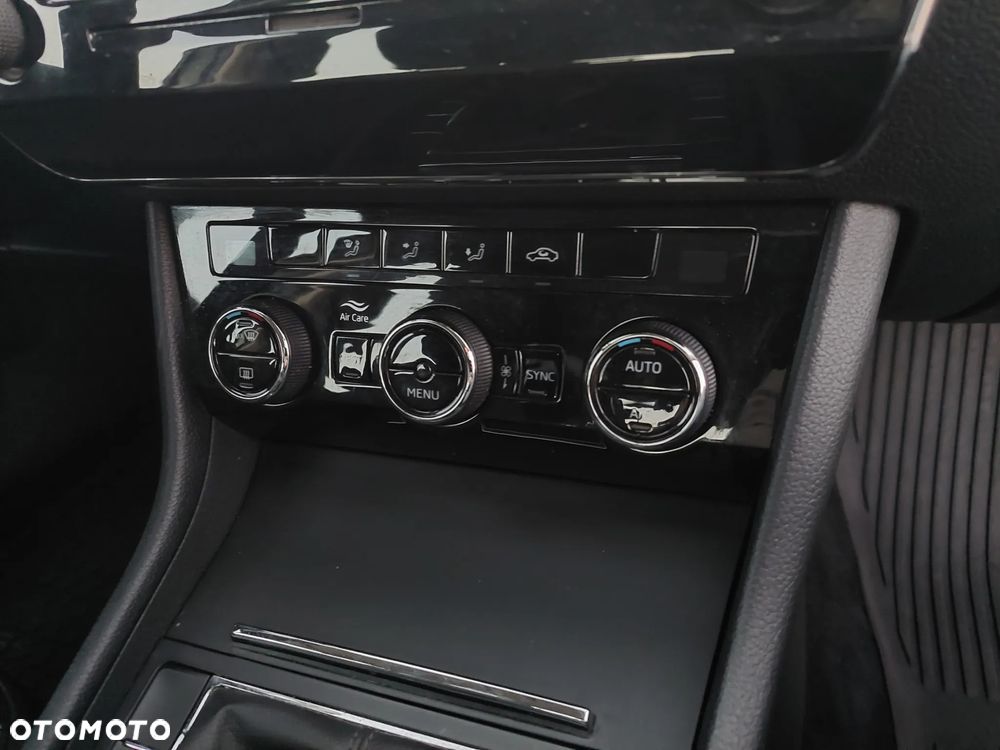 Skoda Superb 1.6 TDI Active - 35