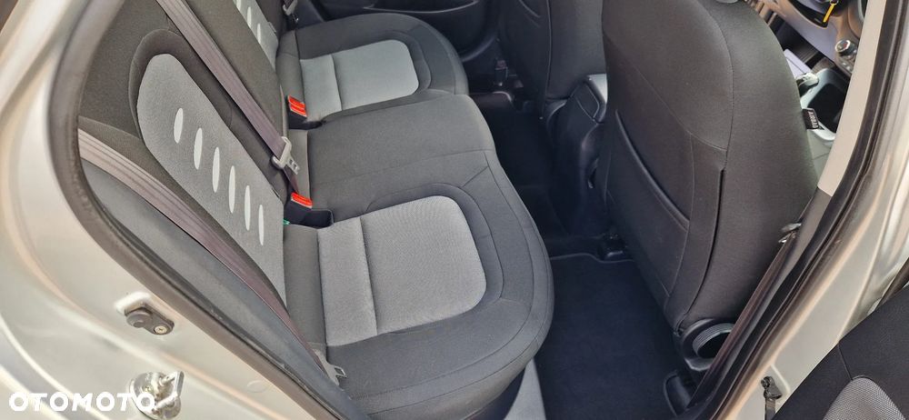 Kia Ceed 1.6 GDI Vision - 23