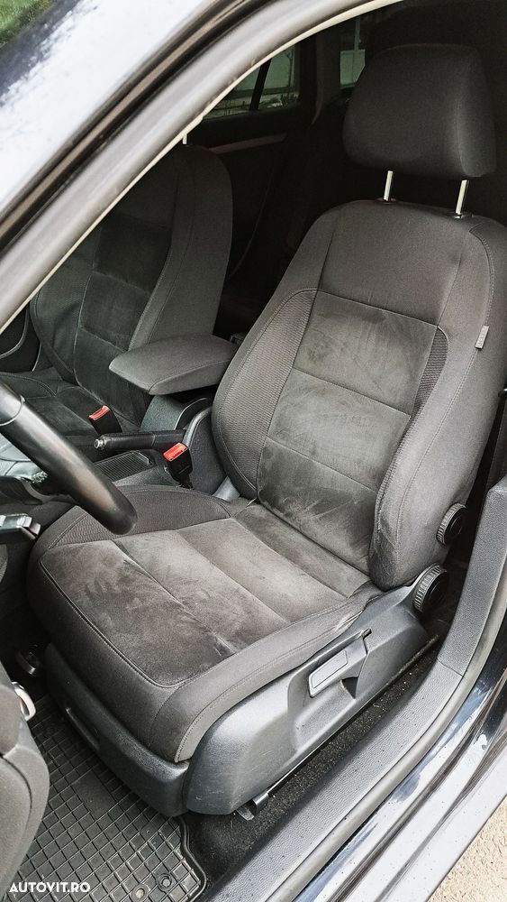 Volkswagen Golf 1.6 TDI DPF DSG Highline - 11