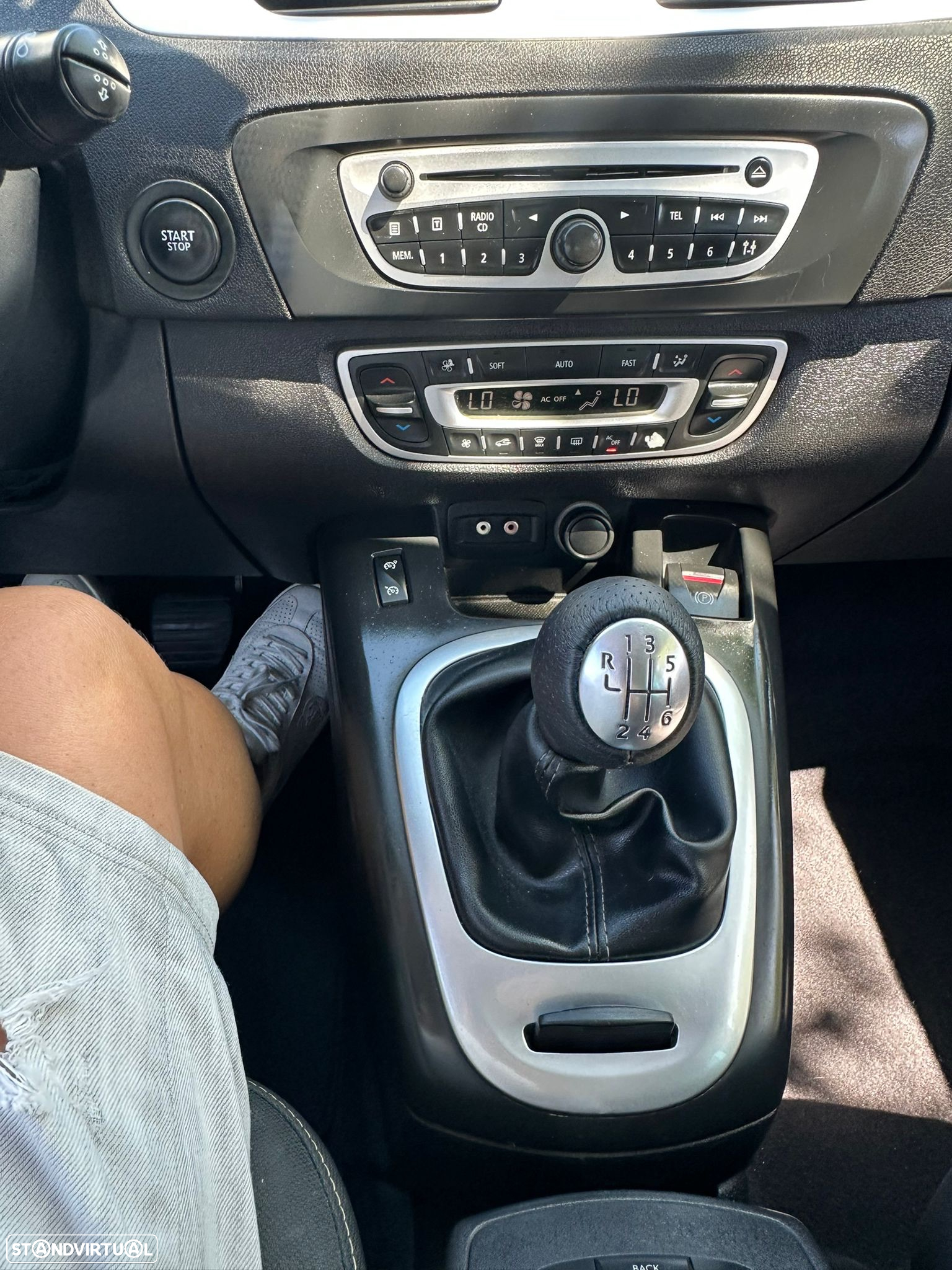 Renault Scénic 1.5 dCi Dynamique S - 26