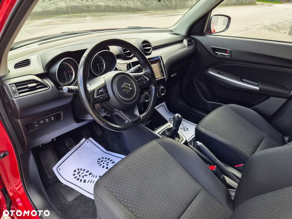 Suzuki Swift 1.2 Dualjet SHVS Premium Plus - 11