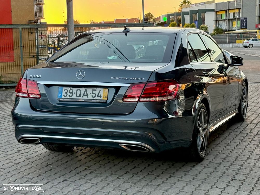 Mercedes-Benz E 300 BLUETEC Hybrid Avantgarde - 5