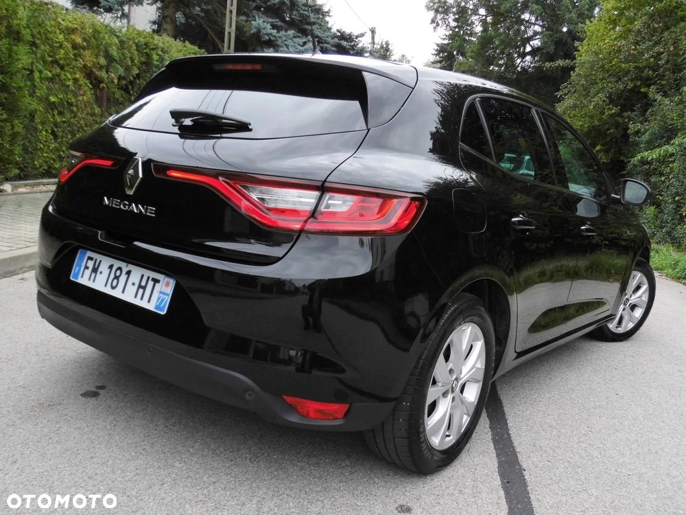 Renault Megane TCe 140 GPF LIMITED - 3