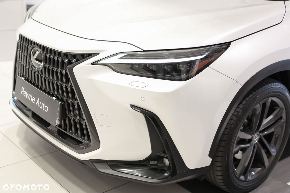 Lexus NX 350h Prestige AWD - 29
