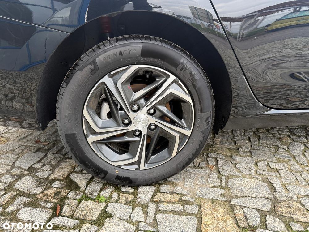 Hyundai i30 1.5 T-GDI 48V Comfort DCT - 18