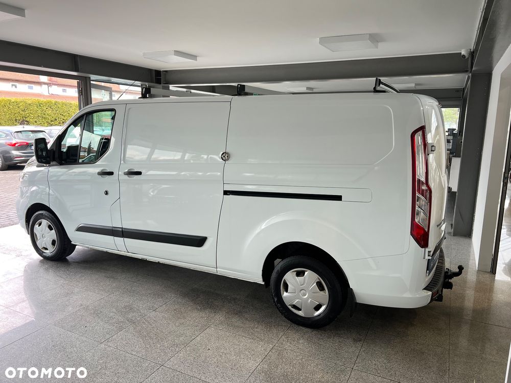 Ford Transit Custom - 11