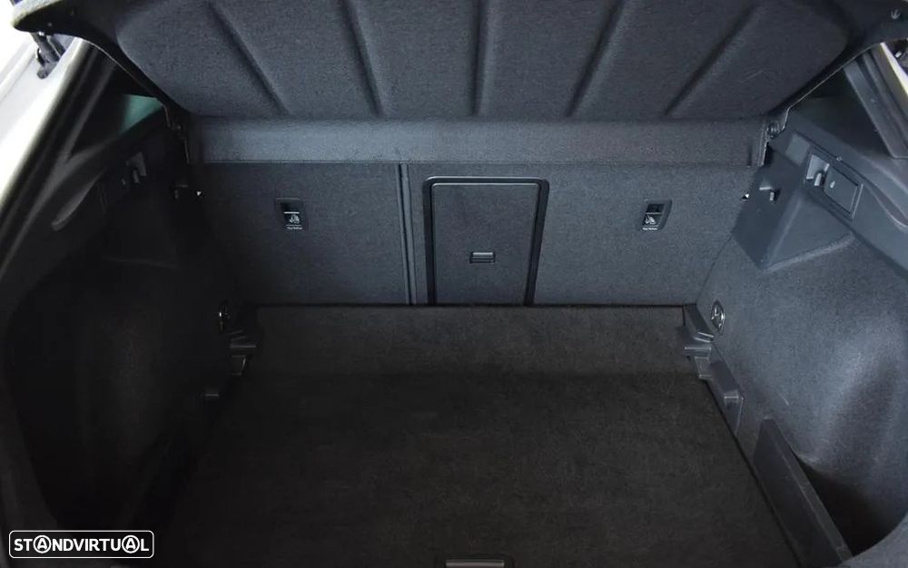 Cupra Formentor 1.4 e-Hybrid Sport DSG - 23