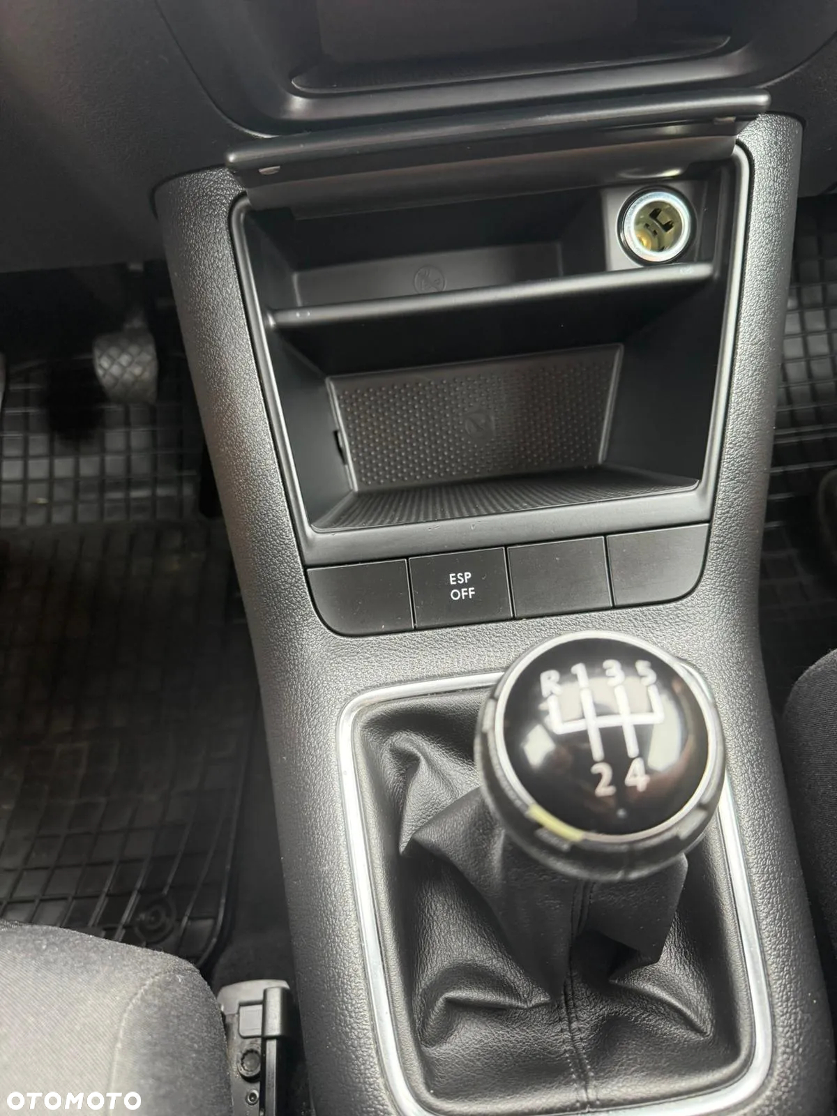 Volkswagen Golf Plus - 12